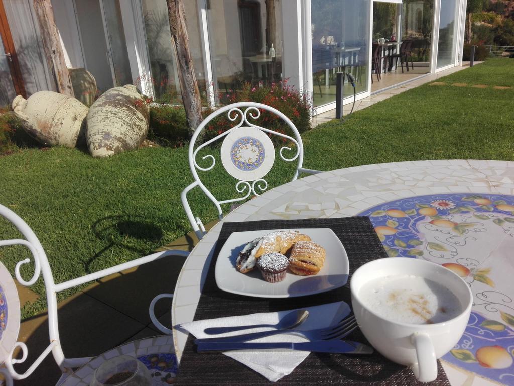 Villa Delle Anfore สโกเปลโล ภายนอก รูปภาพ